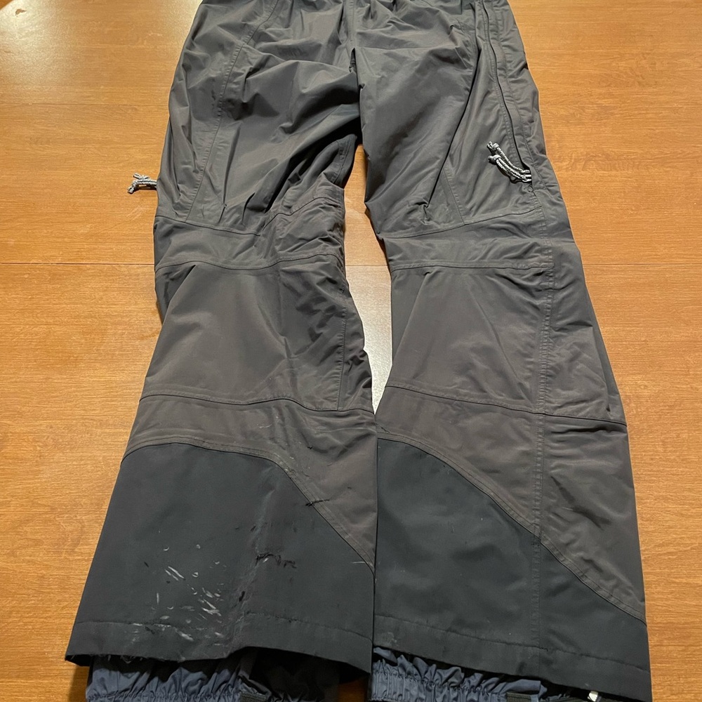 Patagonia Ski Pants - Picture 2 of 2